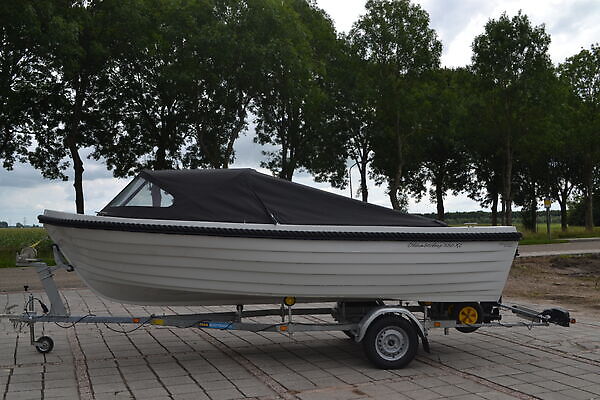 Oldambtsloep 550XL + Suzuki DF20 + Pega trailer Beerta