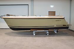 Meer informatie op het bedrijfsprofiel!Watersport Reinders Beerta