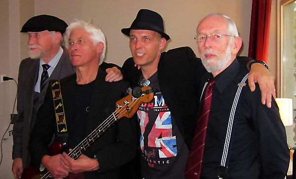 B.J Hegen Blues Band Nieuw Beerta 
