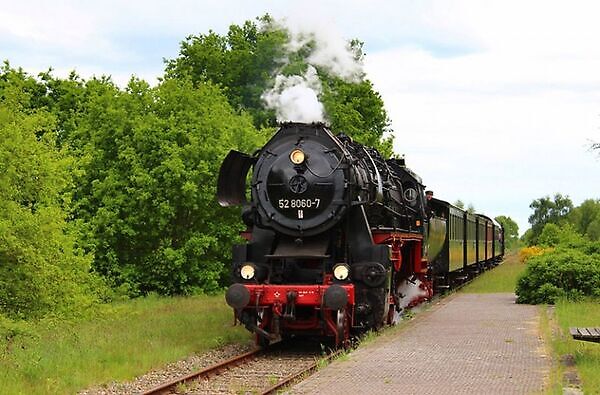 Historische treinrit met stoomlocomotief Stadspolder