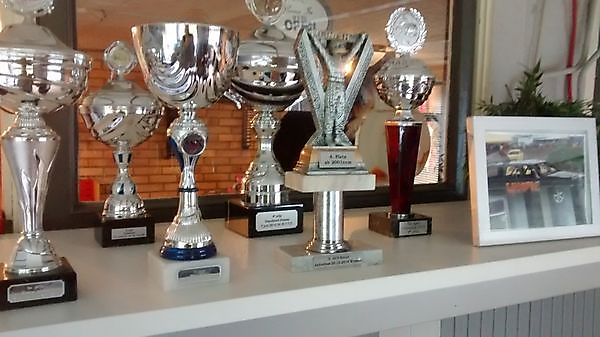 Foto Prijzenkast Randy Nuninga groeit snel. Finsterwolde