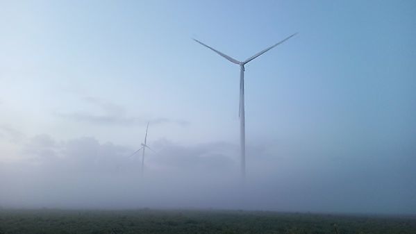 Foto Zweefmolen of windmolen? Wildervank