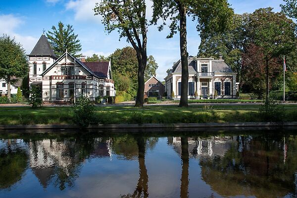 Foto Monumenale kanaalhuizen in Ter Apel Ter Apel
