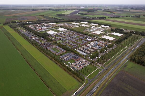 Foto Het asielzoekerscentrum in Ter Apel Ter Apel