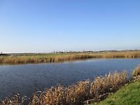 Fietsen langs het water Blauwestad, Oldambt