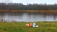 Picknicken  aan het Veendiep Bellingwolde, Westerwolde