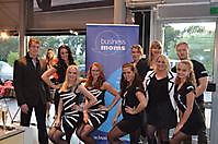 Look-Around Promotieteam for Business Moms at Porsche Centrum Groningen (1) Groningen, Heel Oost-Groningen