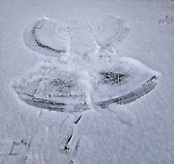 Sneeuwengelen maken in het Oldambt Winschoten, Oldambt