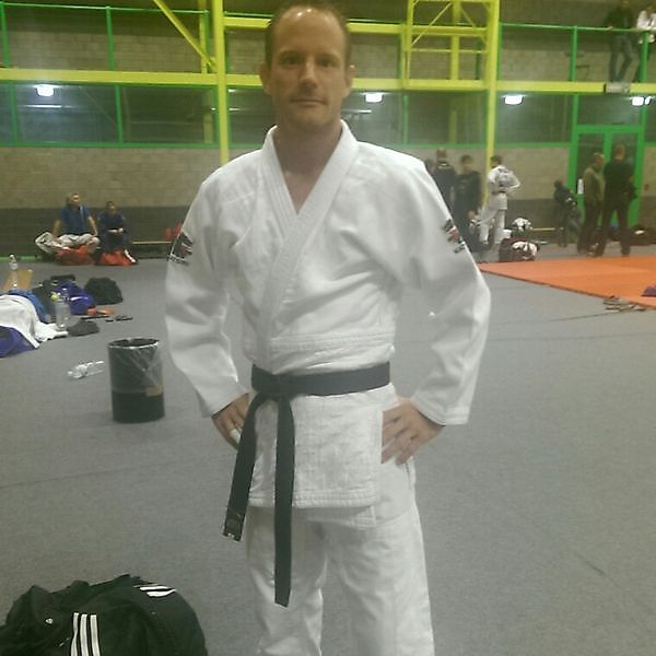 Jeroen ter Veer klaargestoomd voor WK judo. Finsterwolde